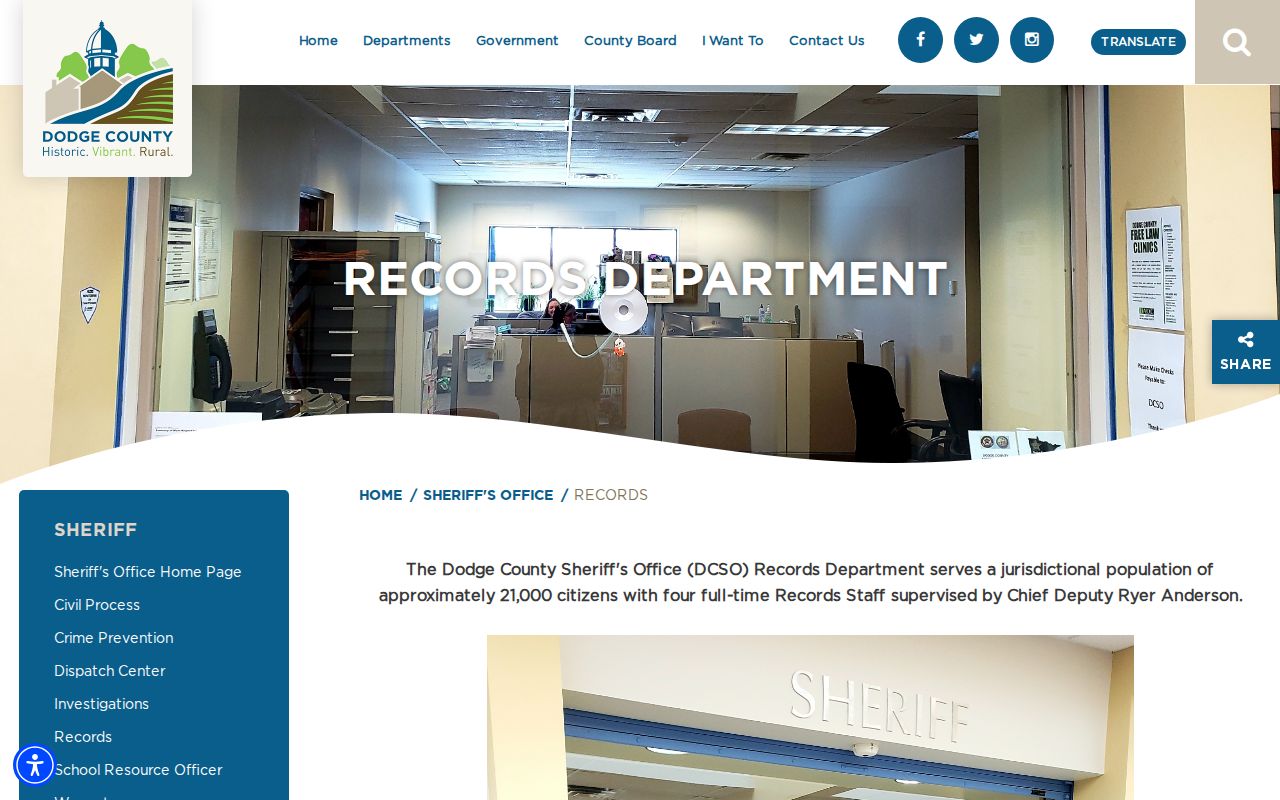 Dodge County warrant records source showing the Sheriff's Records Department page